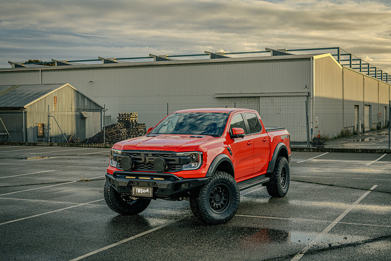 Twd 4x4 Vikor Diablo bull bar pre-runner Spartan spotties VKX cube lights light bar E shutter 20240729_Next Gen Raptor red_45